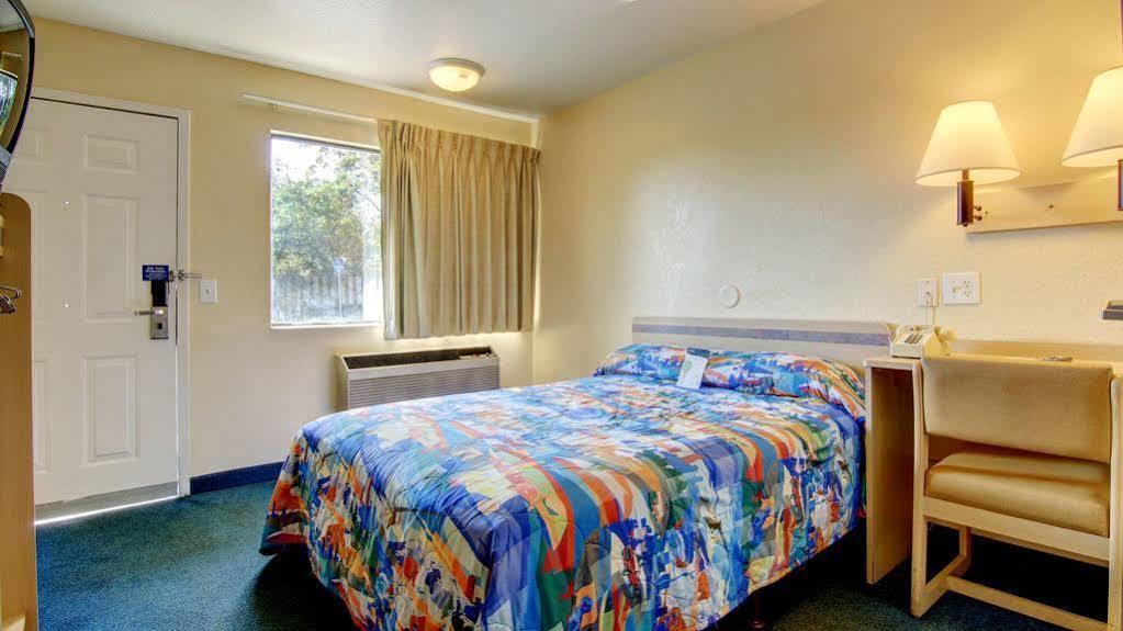 Motel 6-Columbus, Ga מראה חיצוני תמונה