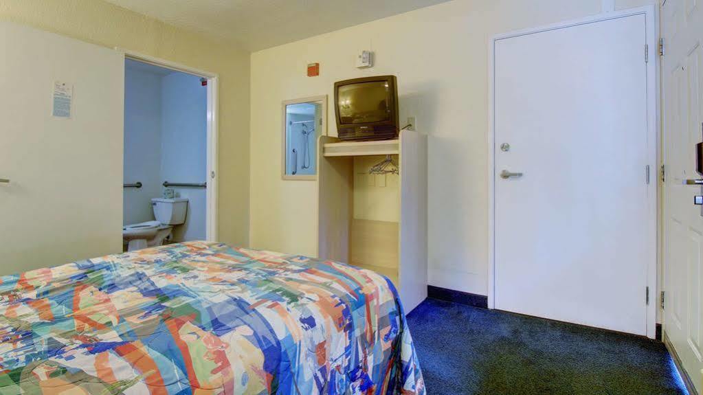 Motel 6-Columbus, Ga מראה חיצוני תמונה